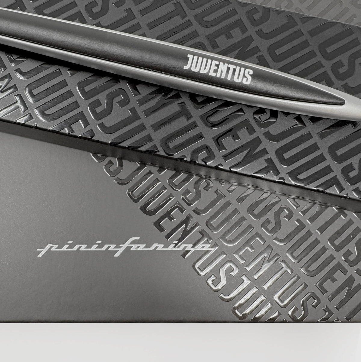 Pininfarina Cambiano Juventus Ink – Bolígrafo con base de madera