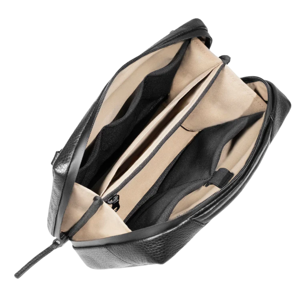 GRAMS28 132 Essential Case Pro – Organizer tech e borsa a tracolla in pelle