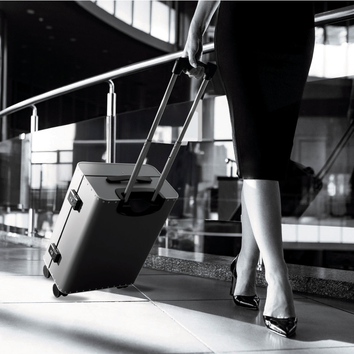 TITANIONERO FALCOS – Handcrafted aluminum trolley Made in Italy