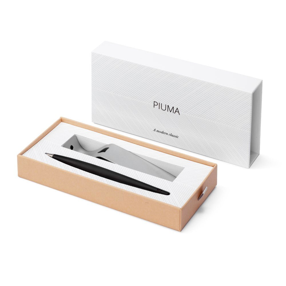 Pininfarina Shop - Penne e Stilo - Forever Piuma A Modern Classic – Stilo in Legno con Punta Ethergraf® e Base in Acciaio Satinato