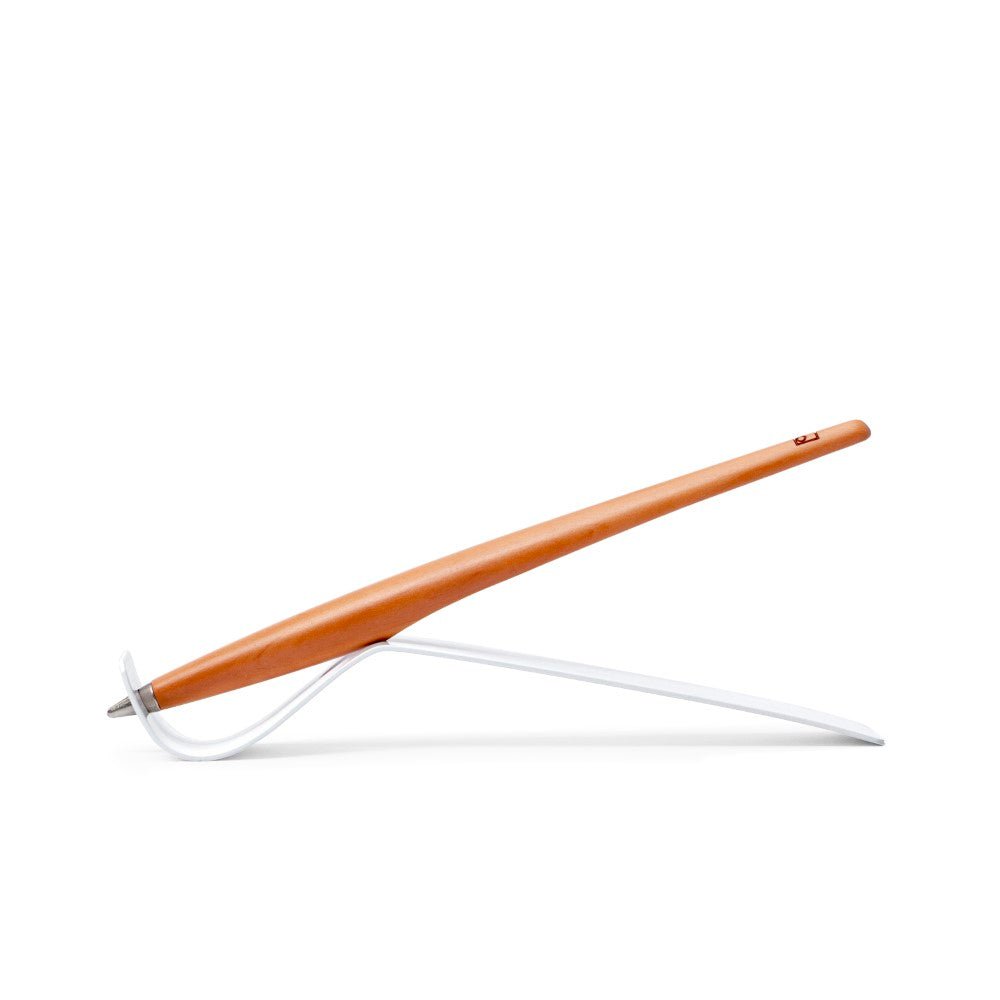 Pininfarina Shop - Penne e Stilo - Forever Piuma Italian Beauty – Stilo in Legno di Pero con Puntale Ethergraf e Base in Acciaio