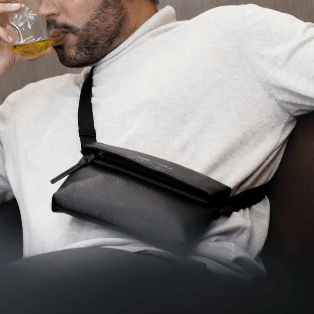 Pininfarina Shop - Borse e Zaini - Grams28 153 Sling Mini – Borsa crossbody compatta in vera pelle italiana