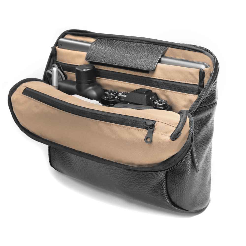 Pininfarina Shop - Borse e Zaini - Grams28 Laptop Sling – Borsa professionale in vera pelle