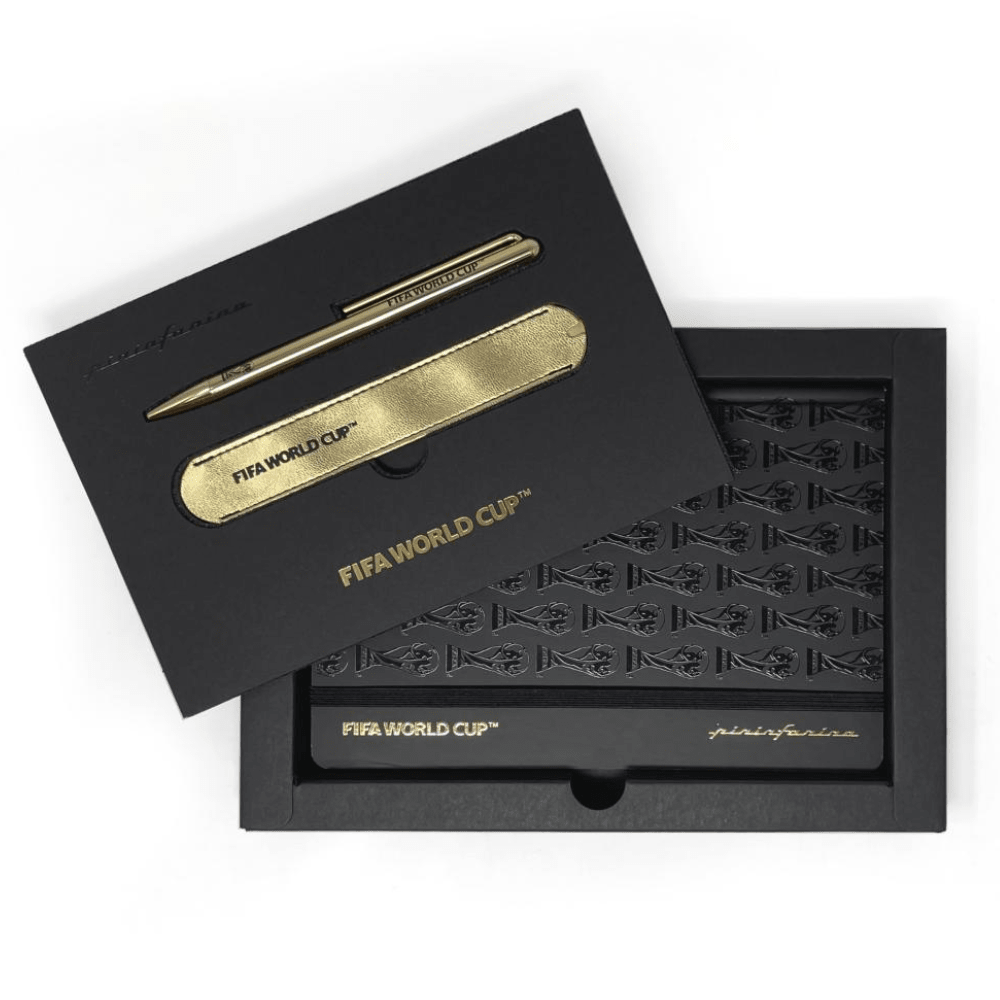 Pininfarina Shop - Set - Pininfarina Writing Set Fifa World Cup – Taccuino in Carta di Roccia + Grafeex Ballpoint Gold Plated con Astuccio Coordinato