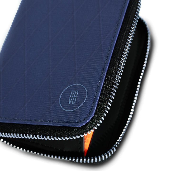 Pininfarina Shop - Portafogli e Portachiavi - RDVO Zip Around – Portafoglio compatto con zip, tessuti sostenibili e slot carte Made in Italy