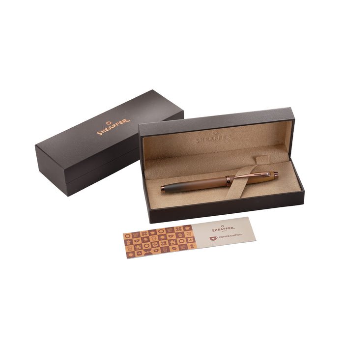 Pininfarina Shop - Penne e Stilo - Sheaffer 100 Coffee Edition – Penna stilografica Matt Brown con finiture PVD