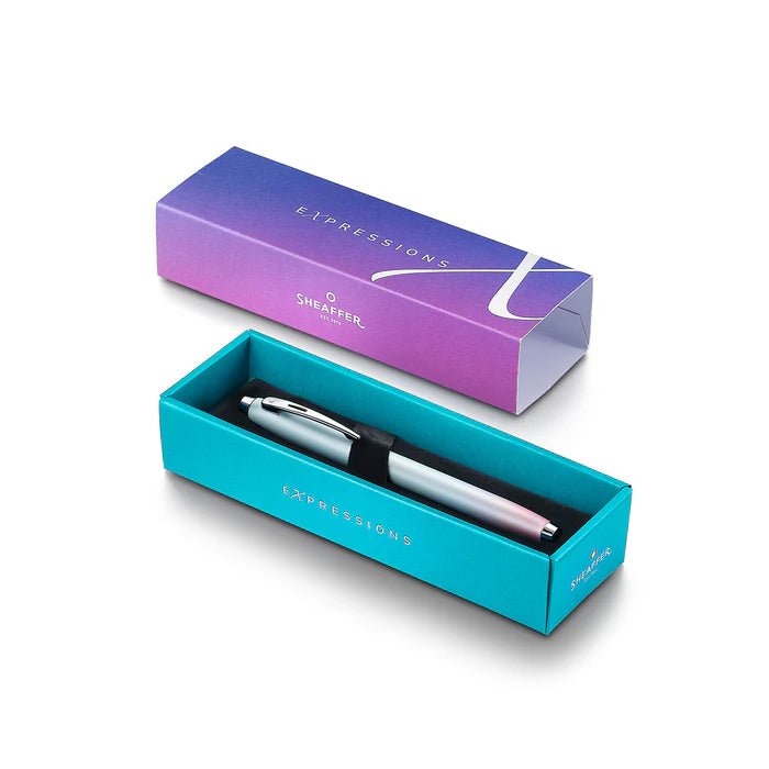 Pininfarina Shop - Penne e Stilo - Sheaffer 100 Expressions – Penna stilografica Blue & Pink Pearlised Gradient con finiture cromate