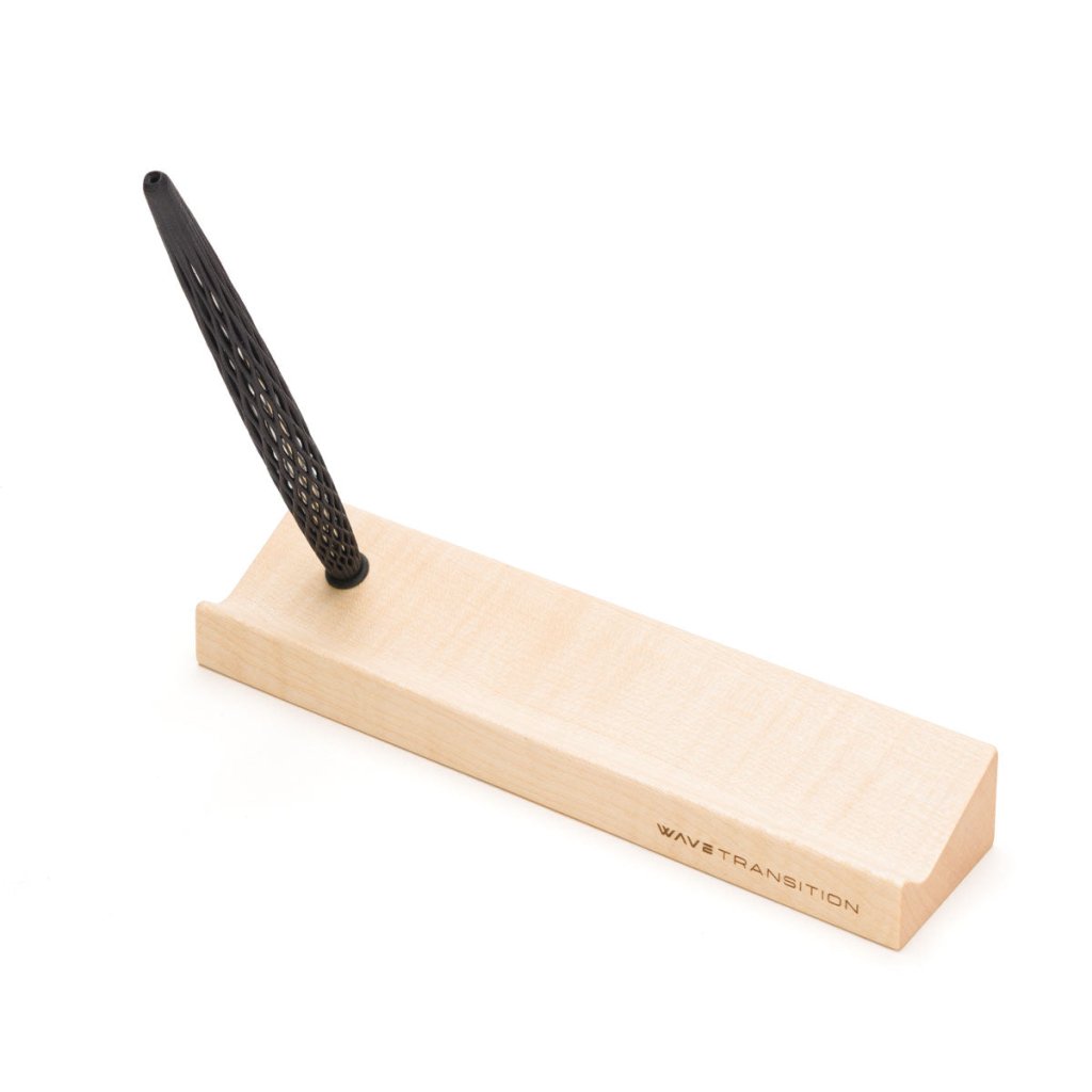 Pininfarina Shop - Penne e Stilo - Forever Wave Transition Ethergraf® – stilo di design in alluminio 3D con base in legno d'acero