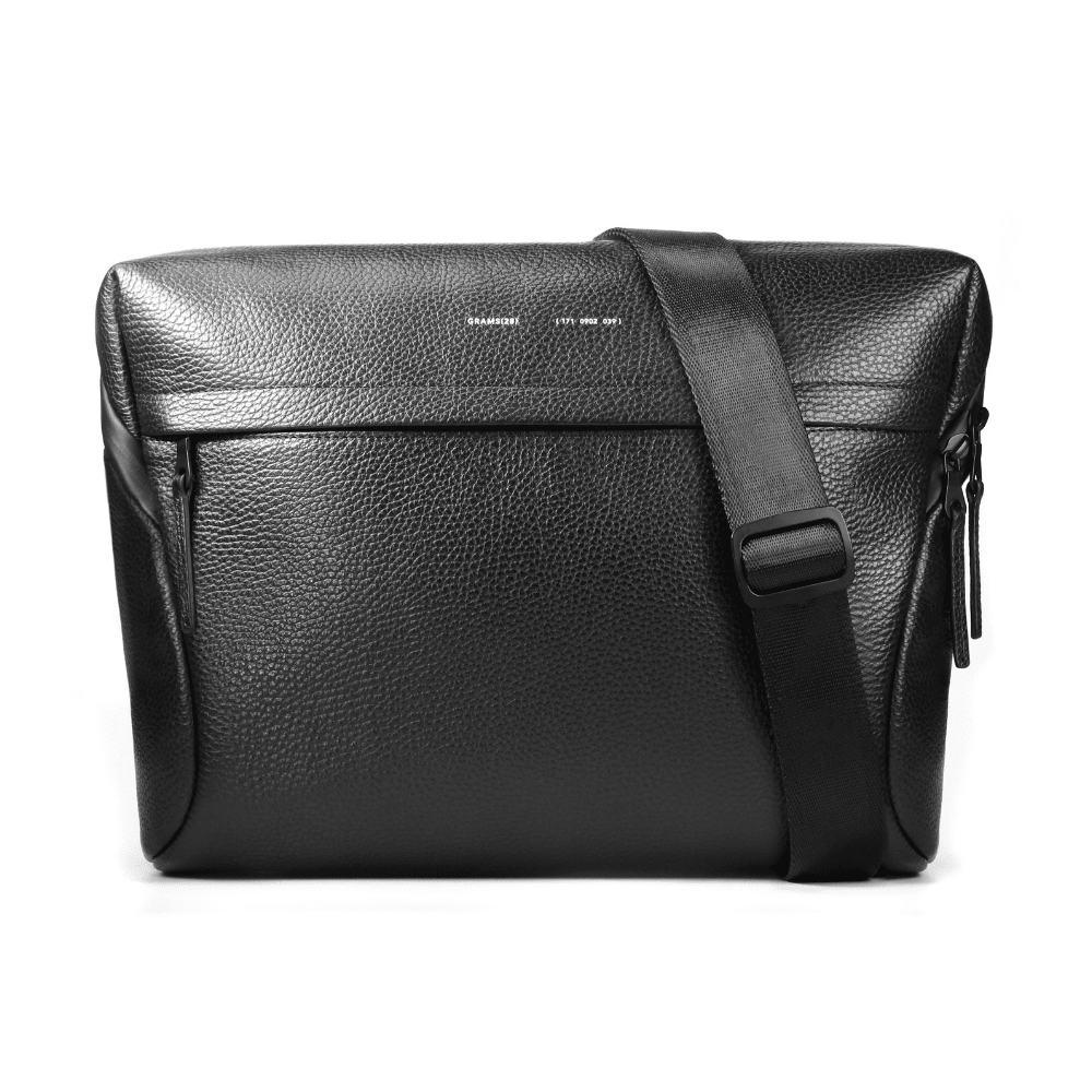 Pininfarina Shop - Borse e Zaini - Grams28 Laptop Sling – Borsa professionale in vera pelle