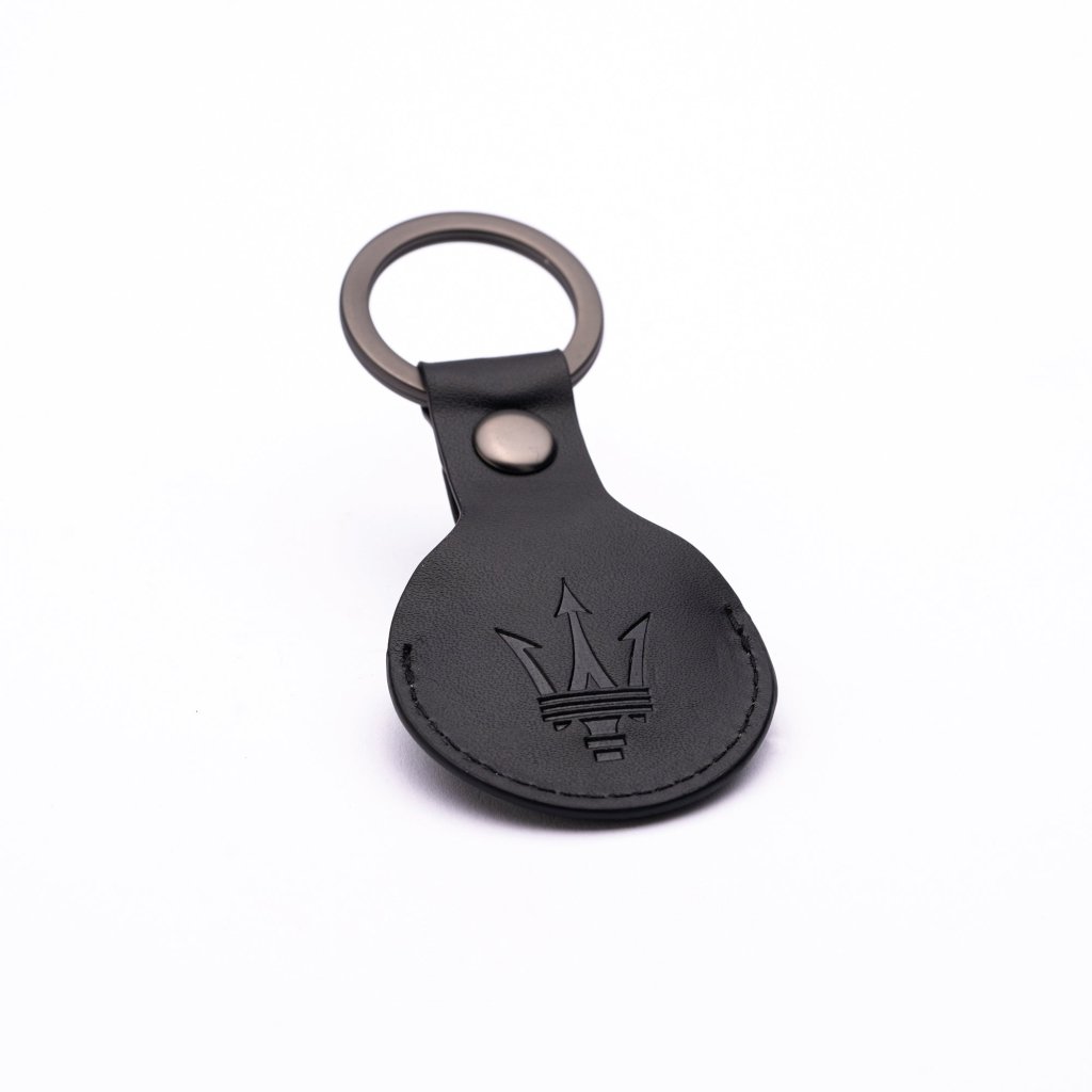 Pininfarina Shop - Portafogli e Portachiavi - Maserati AirTag Keyring – Portachiavi in Eco Pelle con Anello in Acciaio con custodia
