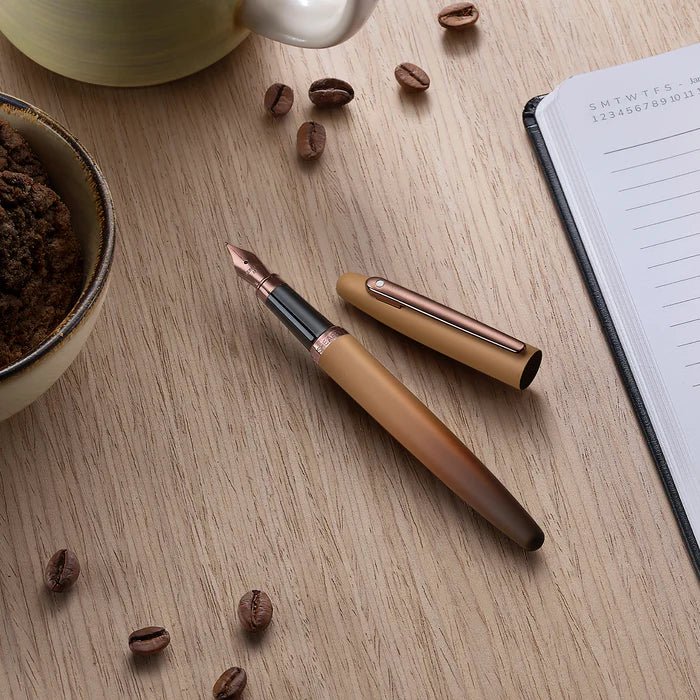 Pininfarina Shop - Penne e Stilo - Sheaffer VFM Coffee Edition – Penna stilografica Matt Brown con finiture Regal Brown PVD